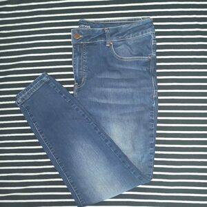 Maurices everflex skinny jeans 20W